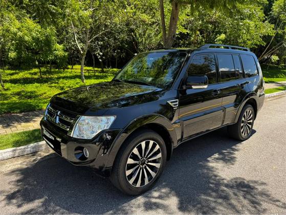 MITSUBISHI PAJERO FULL 3.8 HPE 4X4 V6 24V GASOLINA 4P AUTOMÁTICO